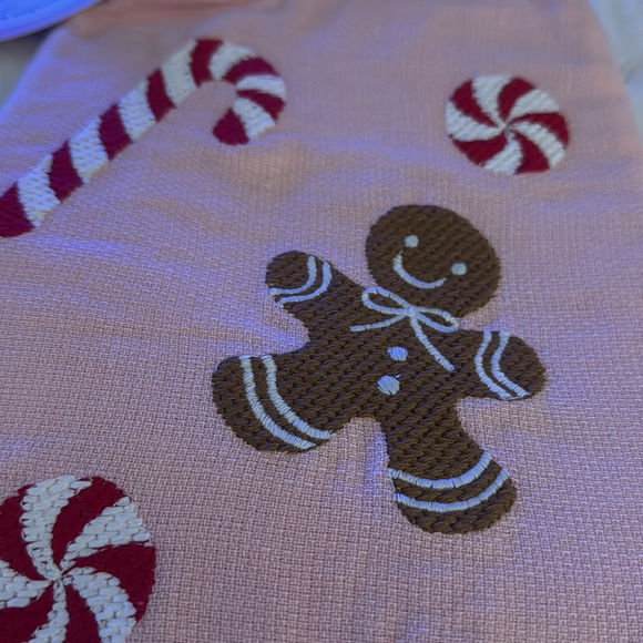 Cupcakes & cashmere Christmas gingerbread man and peppermint candy cane stocking - Picture 8 of 9